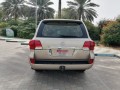 toyota-land-cruiser-gxr-small-0