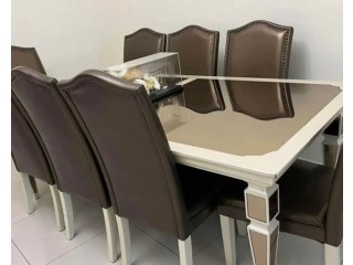 6 person dining table