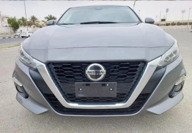 nissan-altima-2019-big-0