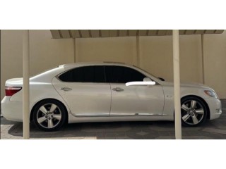 Lexus LS 460L