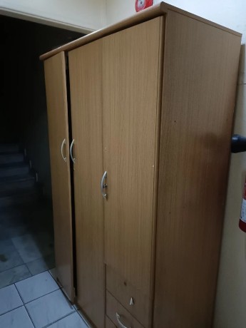 wooden-wardrobe-big-0