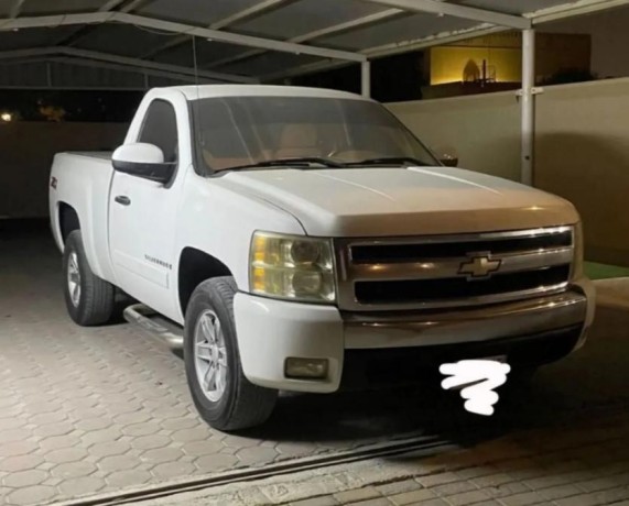 chevrolet-silverado-2008-big-0