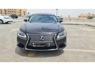 Lexus LS 460L