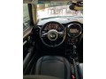 mini-cooper-2018-small-2