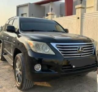 lexus-lx570-big-2