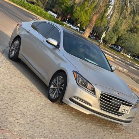 genesis-g80-big-1