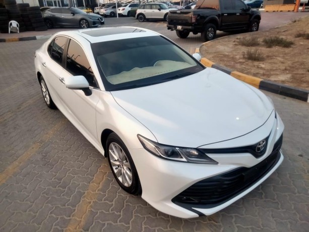 toyota-camry-big-0