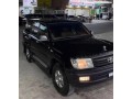 toyota-land-cruiser-gxr-small-0