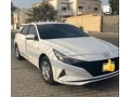 hyundai-elantra-2022-small-0