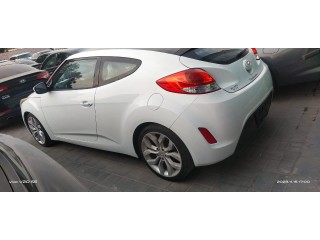 Hyundai Veloster 2013