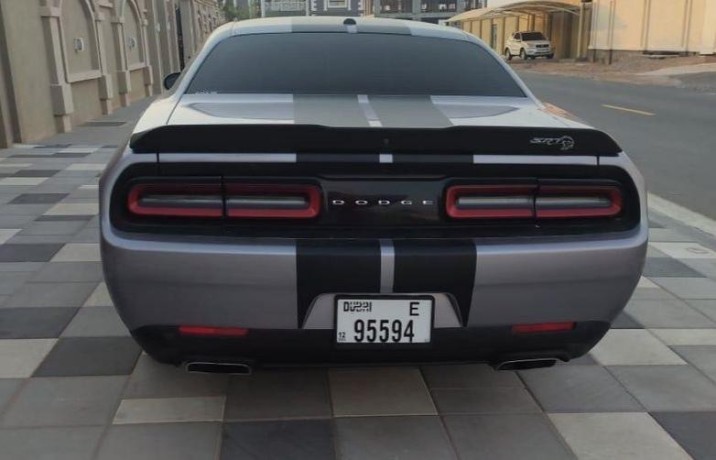 dodge-challenger-big-2