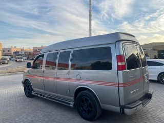 GMC Savana