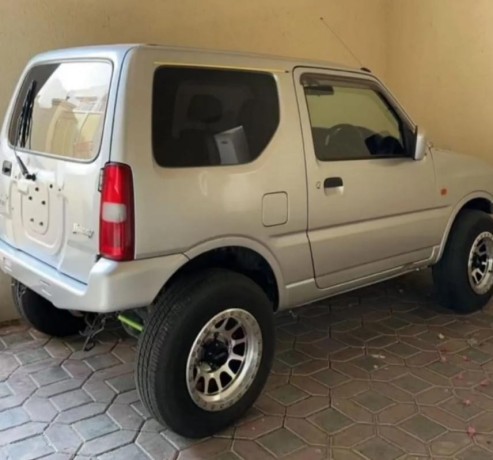 suzuki-jimny-2008-big-0