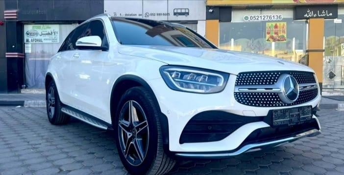 mercedes-glc200-big-3