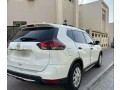 nissan-rogue-2018-small-0