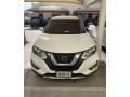 nissan-rogue-2018-small-3