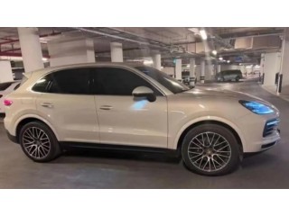 Porsche Cayenne 2022