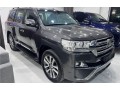 toyota-land-cruiser-2016-small-0