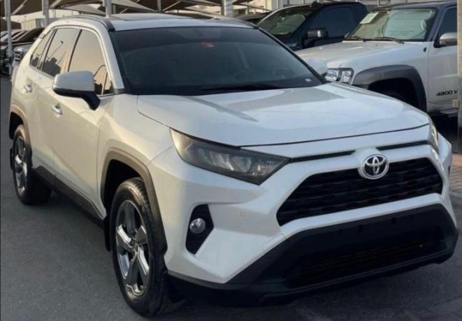 toyota-rav4-2020-big-0