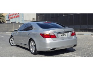 Lexus LS460