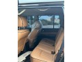 nissan-vtc-safari-small-2