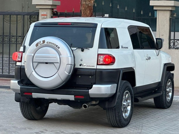 toyota-fj-cruiser-big-6