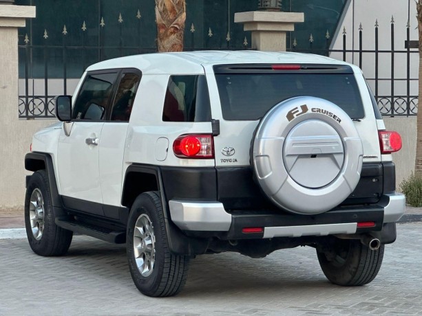 toyota-fj-cruiser-big-4