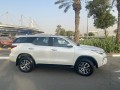 toyota-fortuner-2016-small-6