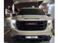 gmc-sierra-2022-small-0