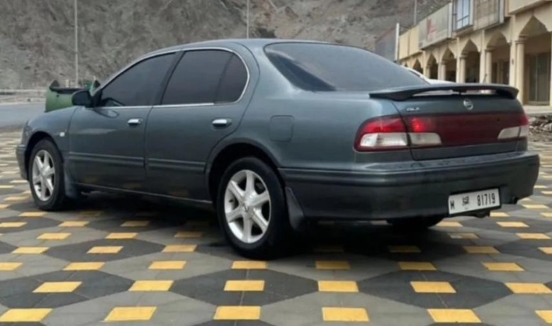 nissan-maxima-1998-big-0