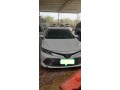 toyota-camry-2019-small-0