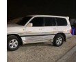 toyota-land-cruiser-gxr-small-0