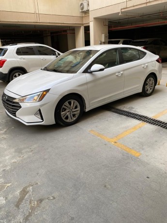 hyundai-elantra-big-0