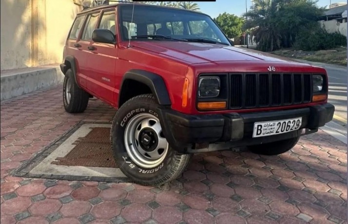 jeep-cherokee-2001-big-0