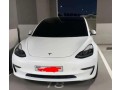 tesla-model-3-small-0