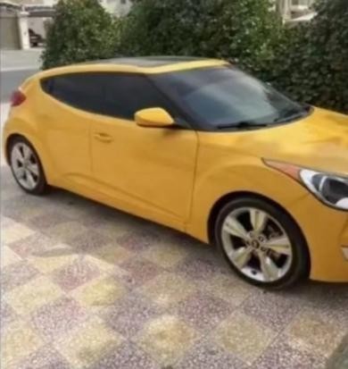 hyundai-veloster-big-0