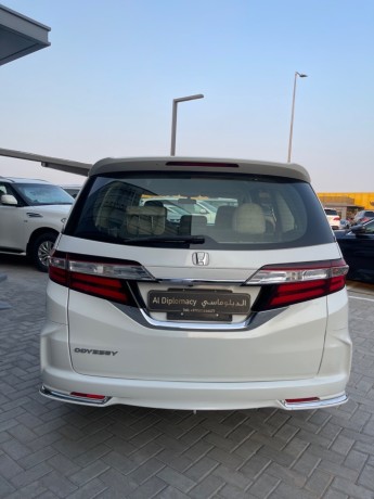 honda-odyssey-v6-35l-model-2019-big-4