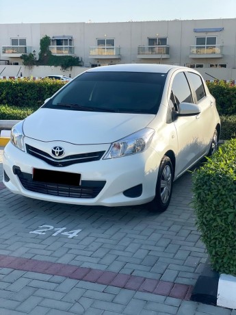 toyota-yaris-2014-big-0