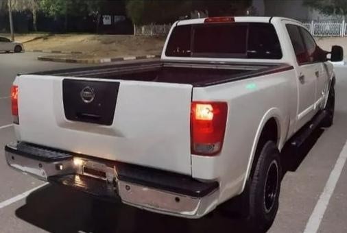 nissan-titan-big-0