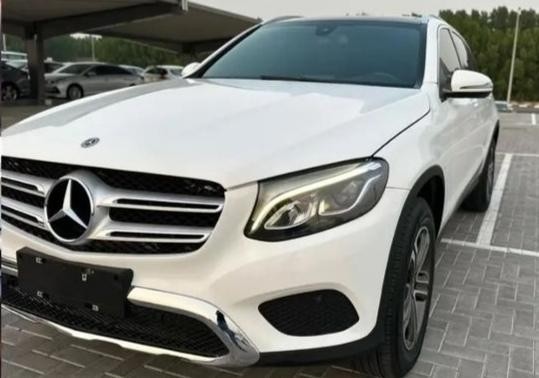 mercedes-glc300-big-3