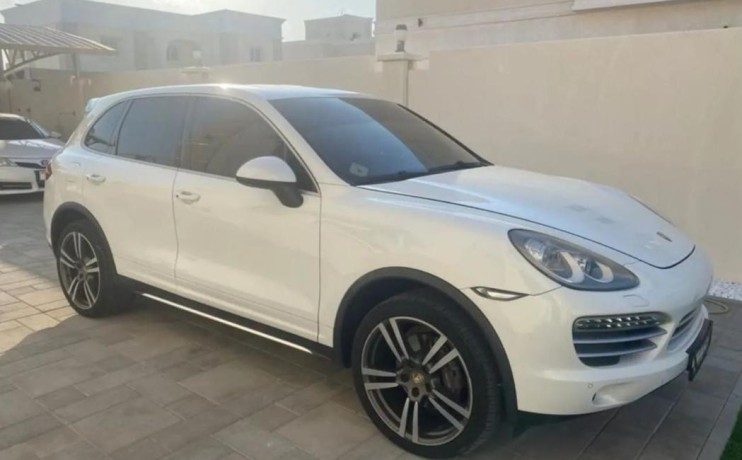 porsche-cayenne-big-2