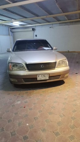 lexus-ls-400-big-1