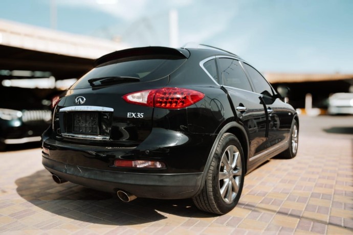 infiniti-fx35-big-3