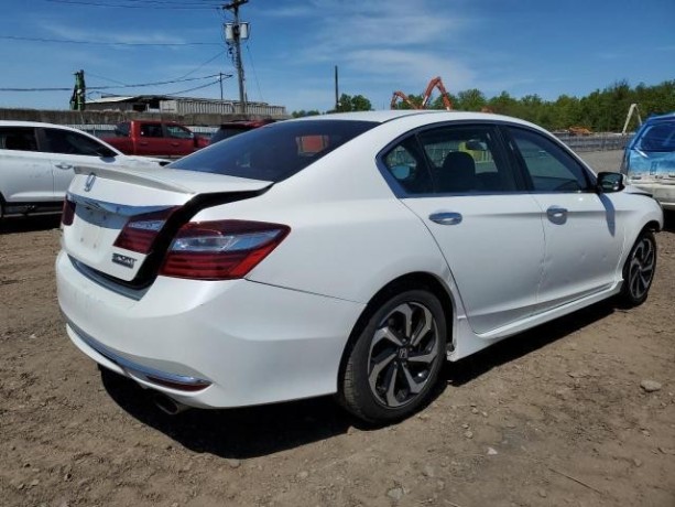 honda-accord-sport-big-4