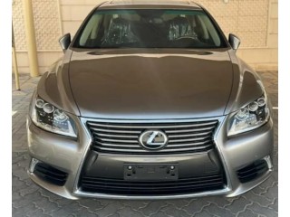 Lexus LS 460L