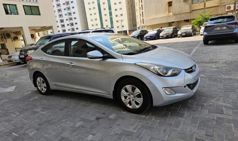 hyundai-elantra-big-0