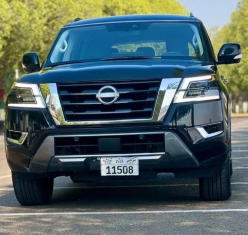 nissan-armada-2021-big-0