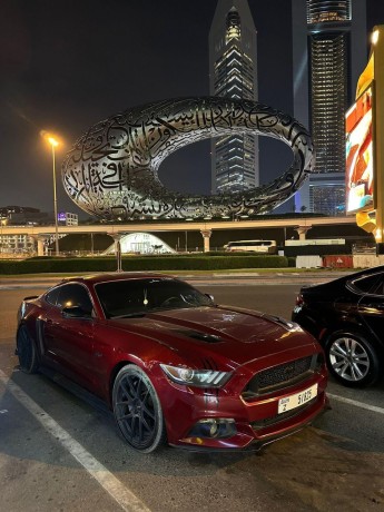 ford-mustang-gt-big-1