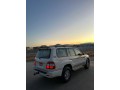 toyota-land-cruiser-gxr-small-1