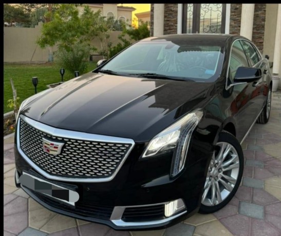 cadillac-xts-big-2